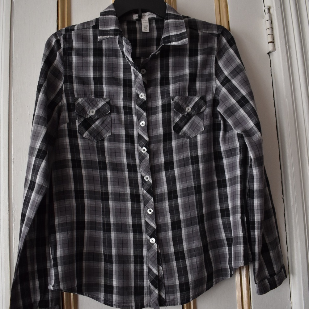 ambiance apparel - Black/Gray/White Plaid Button-Up - Junior's/L